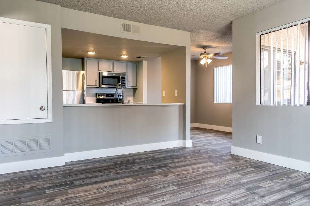 Modena Apartments | 815 N 52nd St, Phoenix, AZ 85008 | Phone: (602) 275-4466