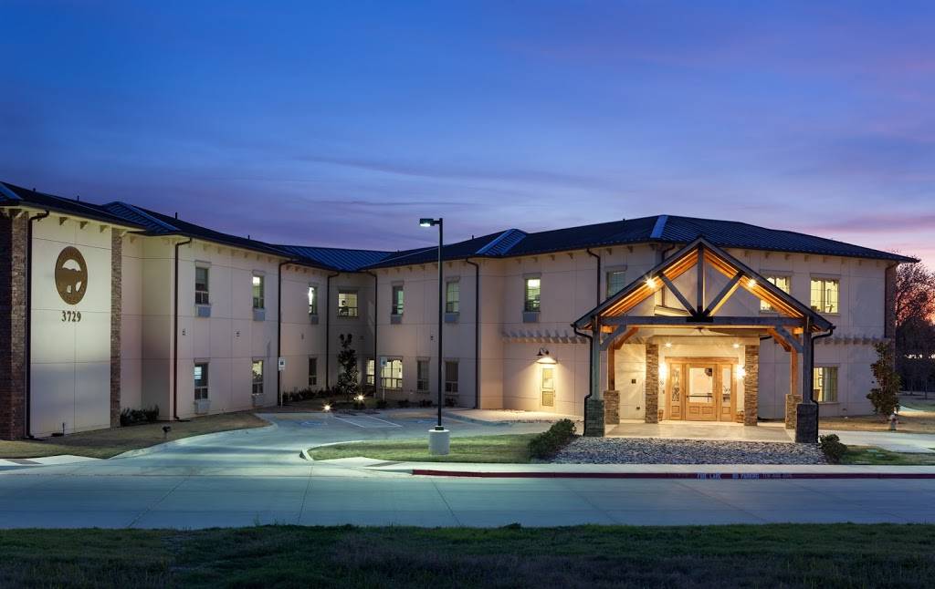 Lodge At Bear Creek | 3729 Ira E Woods Ave, Grapevine, TX 76051, USA | Phone: (817) 527-7500