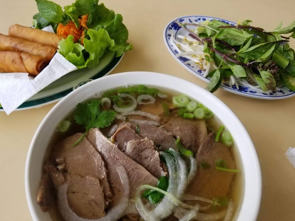 Pho Ca Dao Restaurant | 5223 El Cajon Blvd, San Diego, CA 92115, USA | Phone: (619) 326-1420