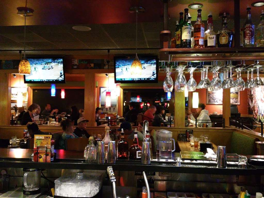 Applebees Grill + Bar | 820 E Warm Springs Rd, Las Vegas, NV 89119, USA | Phone: (702) 837-8733