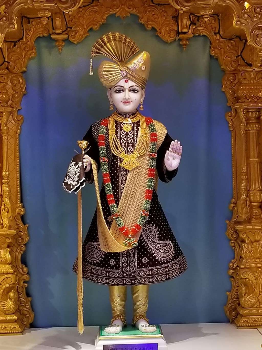 BAPS Shri Swaminarayan Mandir | 4 Commercial St, Sharon, MA 02067, USA | Phone: (781) 784-8800