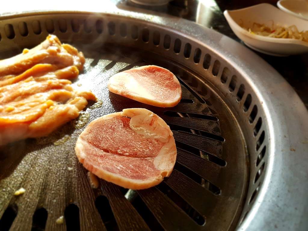 Oo Kook Korean BBQ | 3385 W 8th St, Los Angeles, CA 90005, USA | Phone: (213) 385-5665