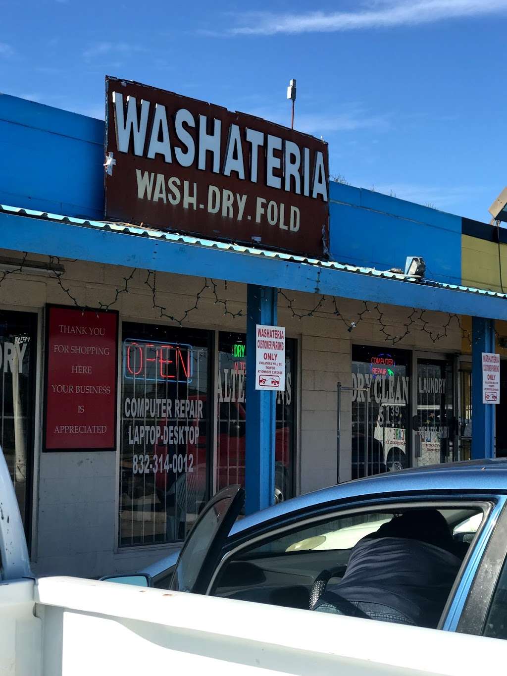 Washateria | 6236 Synott Rd, Houston, TX 77083, USA