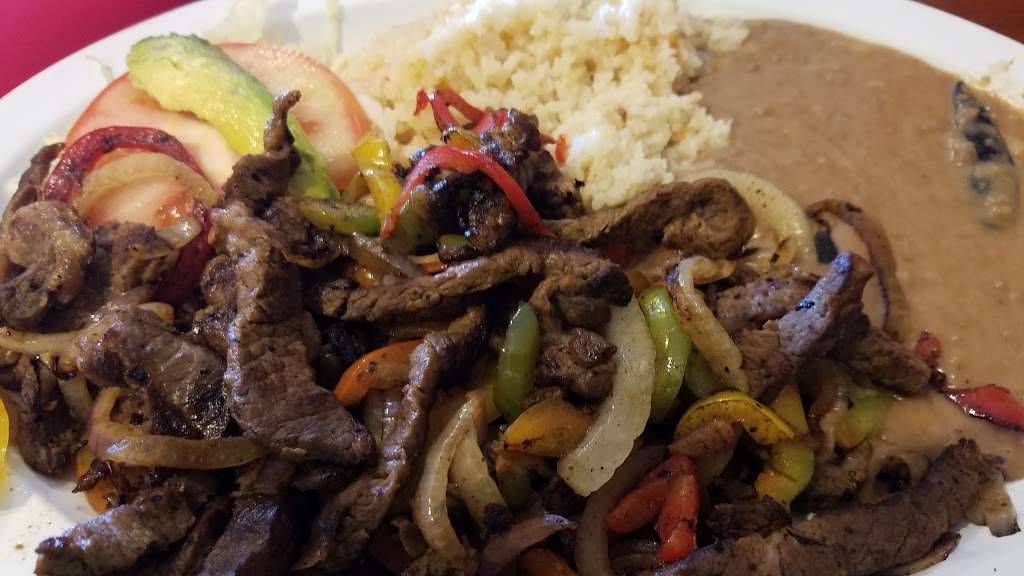 La Perla Restaurant 3903 608 S Dillard St Winter Garden Fl