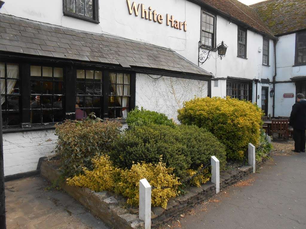 White Hart | 71 High St, Godstone RH9 8DU, UK | Phone: 01883 742521