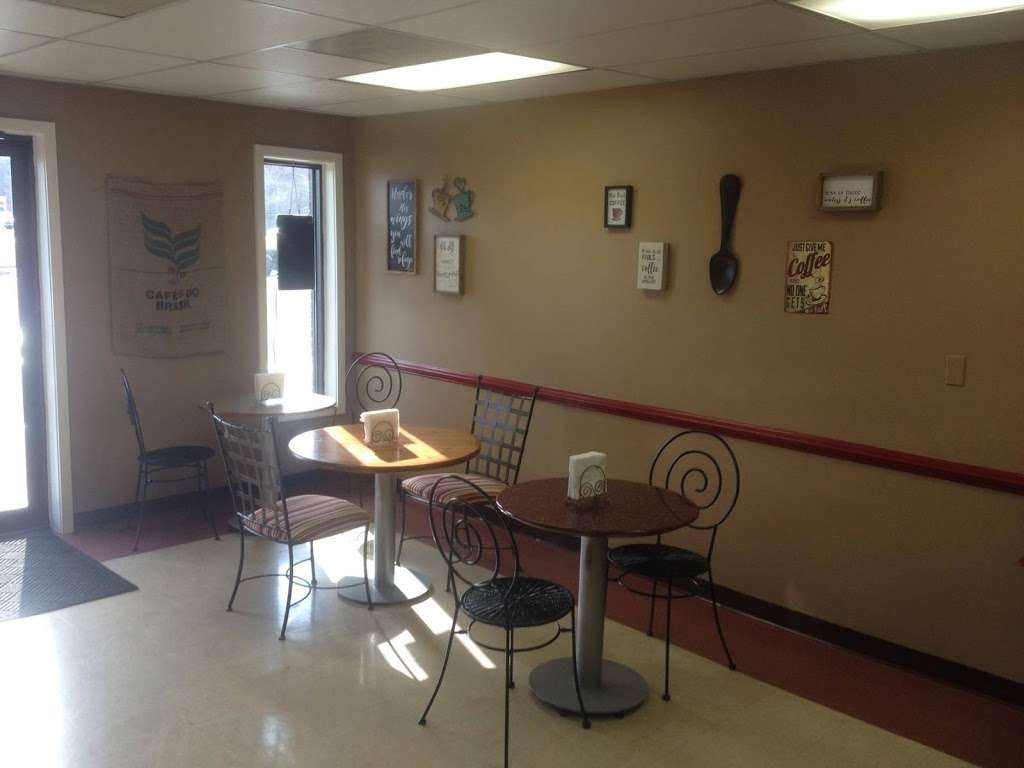 Doughlicious Cafe | 5481 Germanna Hwy, Locust Grove, VA 22508, USA