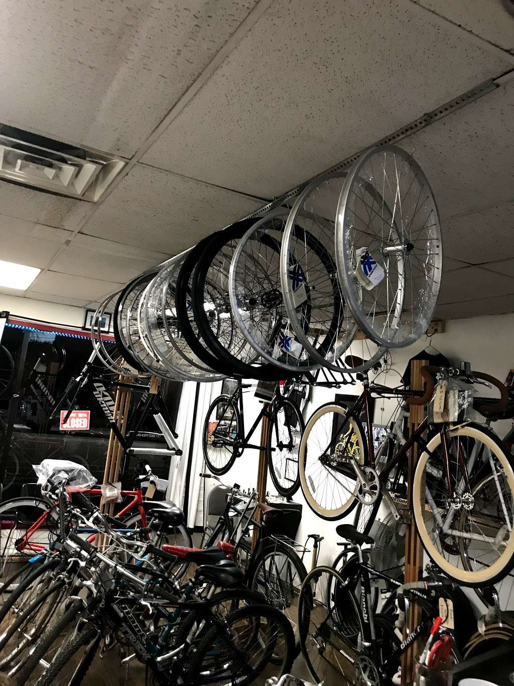 DS Bicycles | 4215 N Elston Ave, Chicago, IL 60618 | Phone: (312) 998-5211