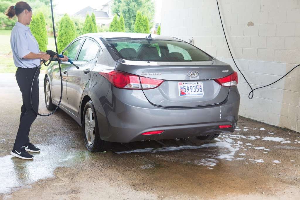 Whale Of A Wash Car Wash | 637 Pilgrim St, Inwood, WV 25428, USA | Phone: (304) 876-0088