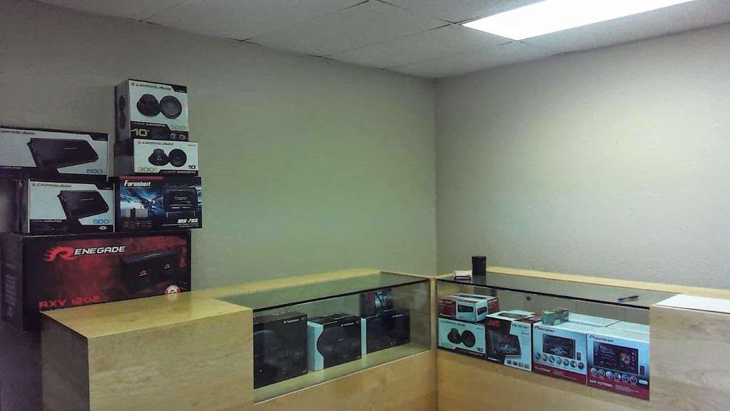 EIDENS CAR AUDIO | 2105 S 48th St #105, Tempe, AZ 85282, USA | Phone: (480) 326-0470