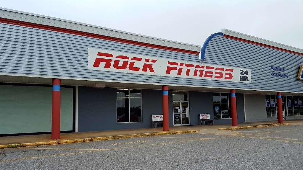 Rock Fitness- Aspen Street OPEN 24/7 | 1577 N Aspen St, Lincolnton, NC 28092, USA | Phone: (704) 735-4050