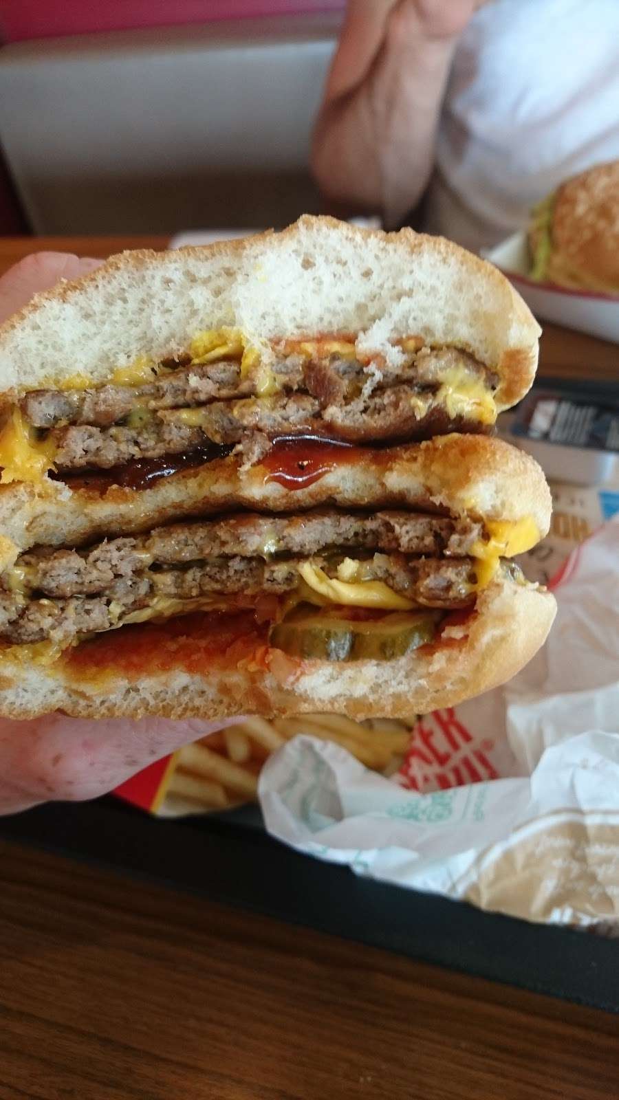 McDonalds | Whalebone Ln N, Dagenham, Romford RM6 5QT, UK | Phone: 020 8598 9078