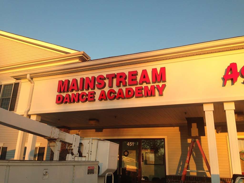 Mainstream Dance Academy | 451 Larchmont Blvd, Mt Laurel, NJ 08054, USA | Phone: (856) 581-0176