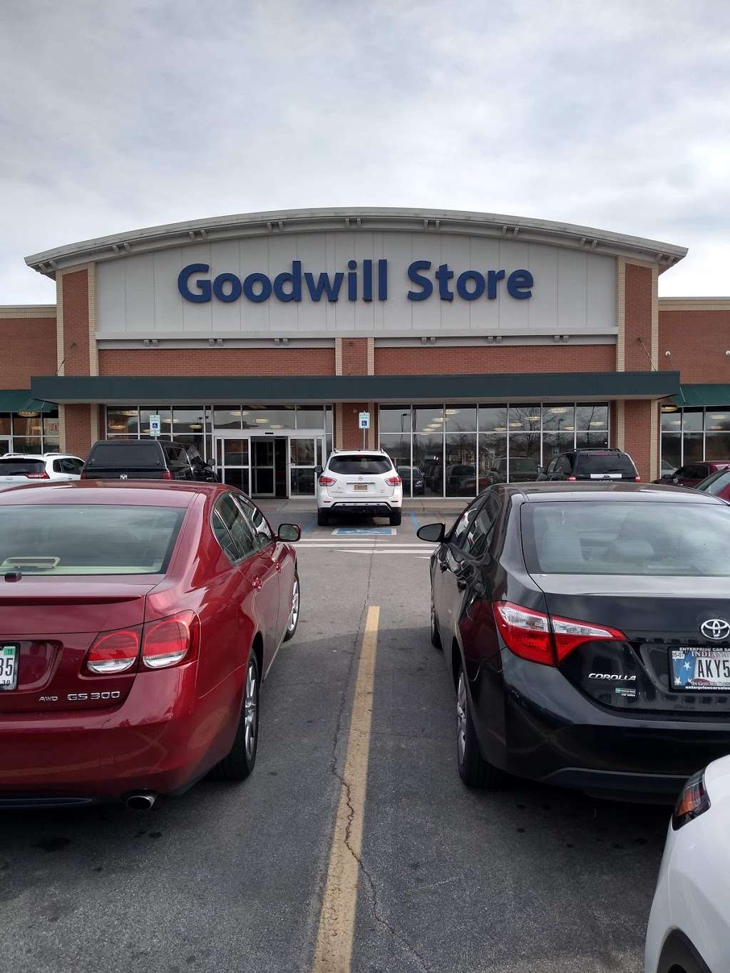 Goodwill Store | 11561 Geist Pavilion Dr, Fishers, IN 46037, USA | Phone: (317) 863-0818