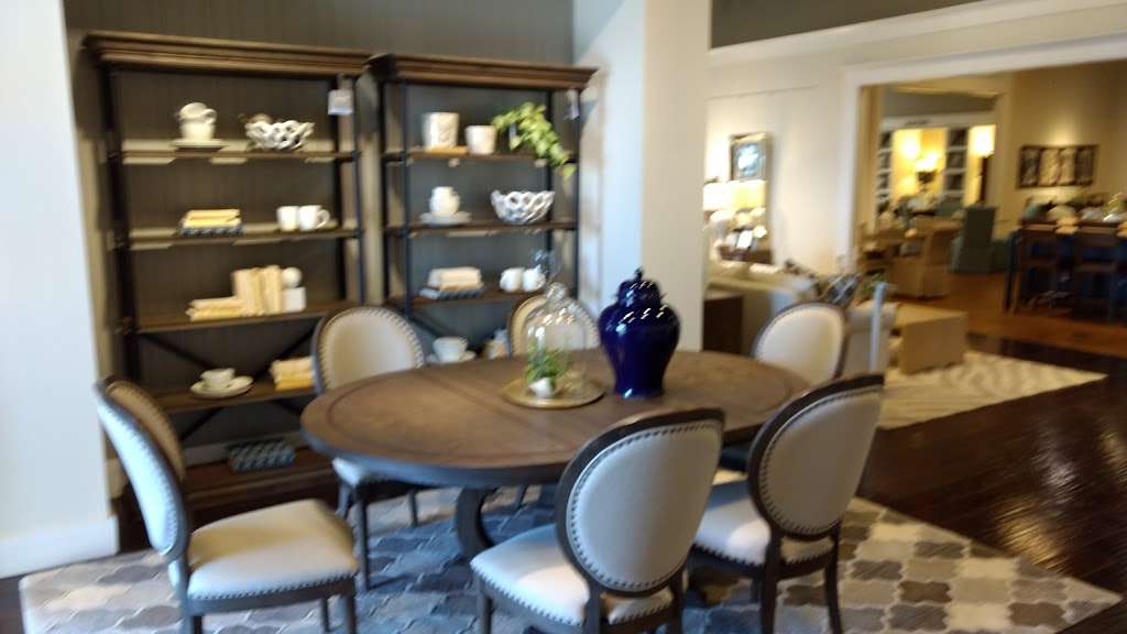 Bassett Home Furnishings | 11700 Carolina Pl Pkwy, Pineville, NC 28134, USA | Phone: (704) 540-6353