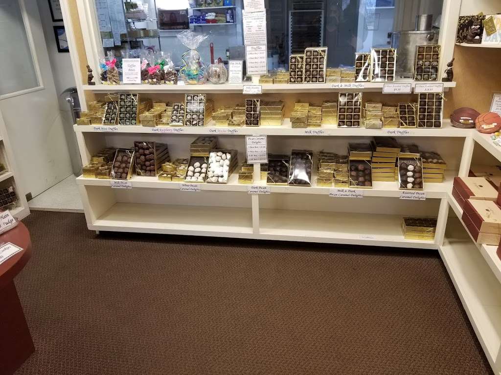 Donaldsons Finer Chocolates | 600 S State Rd 39, Lebanon, IN 46052 | Phone: (765) 482-3334