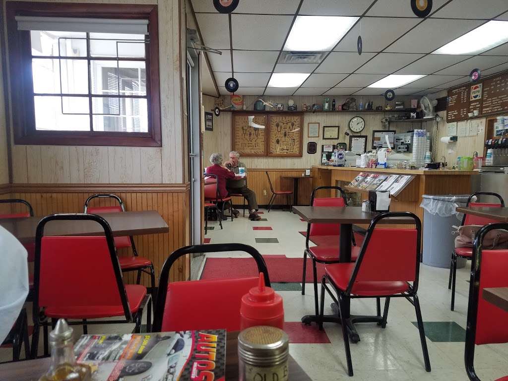 Lenas Steak & Sub Shop | 503 N Bridge St, Elkton, MD 21921, USA | Phone: (410) 398-0791