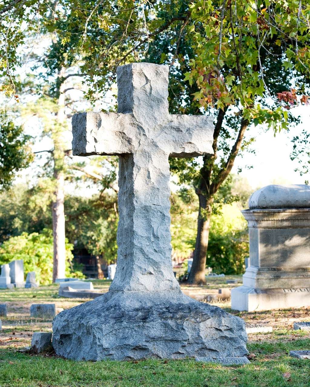 Hollywood Cemetery | 3506 N Main St, Houston, TX 77009, USA | Phone: (713) 227-5109