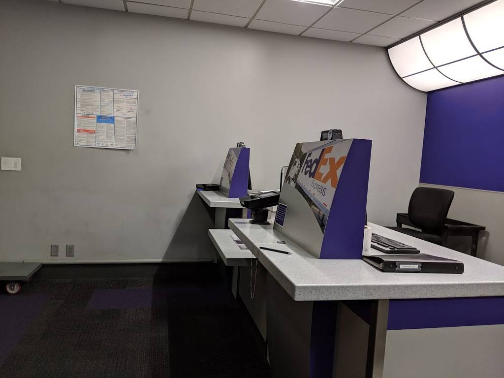 FedEx Ship Center | 1286 Lawrence Station Rd, Sunnyvale, CA 94089, USA | Phone: (800) 463-3339 FedEx Ship Center | 1286 Lawrence Station Rd, Sunnyvale, CA 94089, USA | Phone: (800) 463-3339