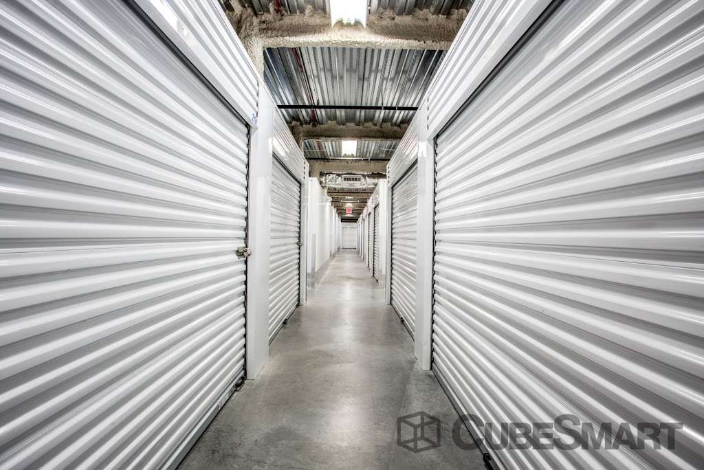 CubeSmart Self Storage | 3131 Richmond Terrace, Staten Island, NY 10303, USA | Phone: (718) 442-0611