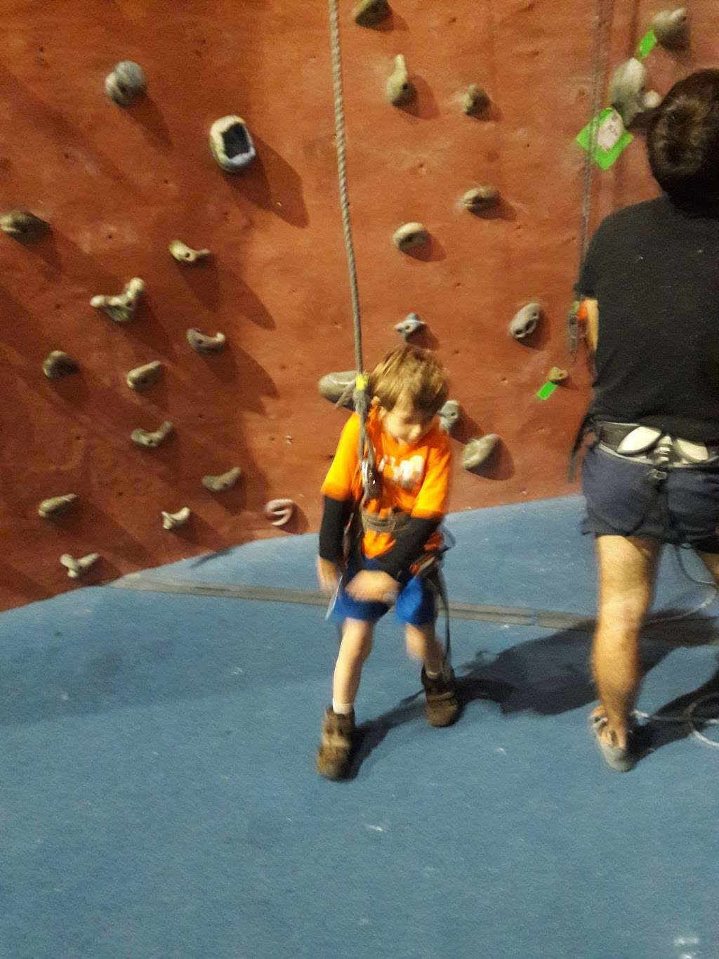 Go Vertical | 950 N Penn St, Philadelphia, PA 19123, USA | Phone: (215) 928-1800