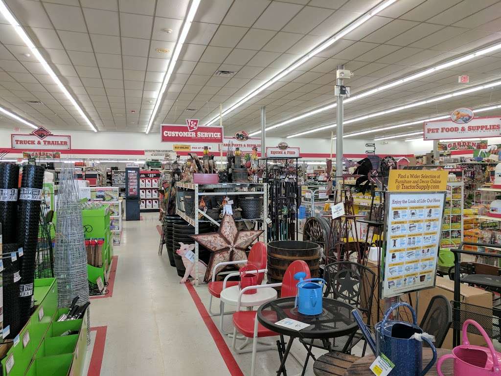 Tractor Supply Co. | 2456 Sans Souci Pkwy, Wilkes-Barre, PA 18706, USA | Phone: (570) 735-5080