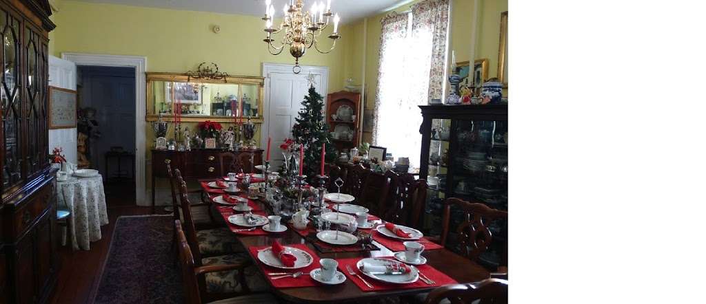 Terry House Bed & Breakfast | 130 Delaware St, New Castle, DE 19720, USA | Phone: (302) 690-2275