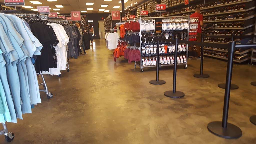 converse clearance store kissimmee