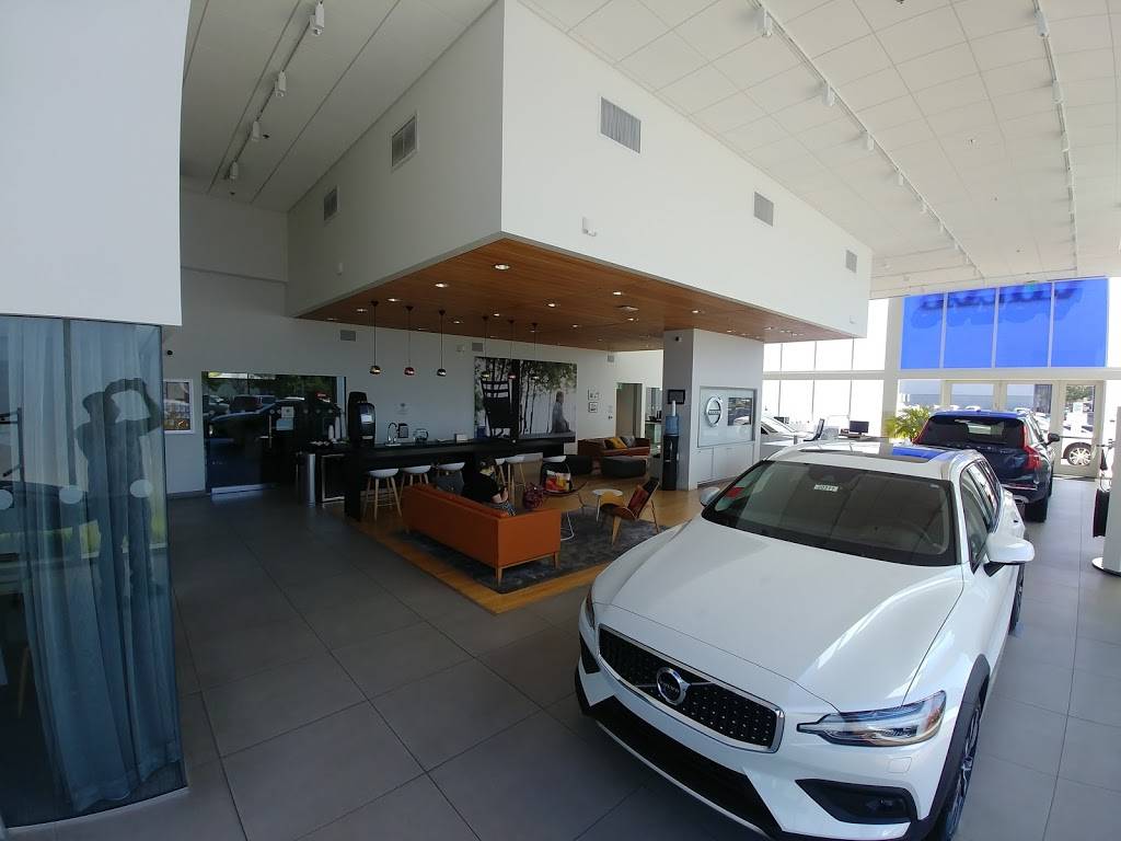 Niello Volvo Cars Sacramento | 4609 Madison Ave, Sacramento, CA 95841, USA | Phone: (916) 488-2400