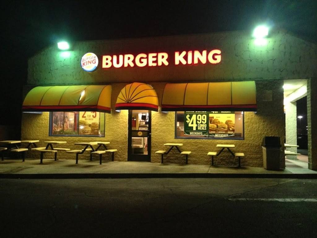 Burger King | 8890 Whittier Blvd, Pico Rivera, CA 90660, USA | Phone: (562) 398-4929