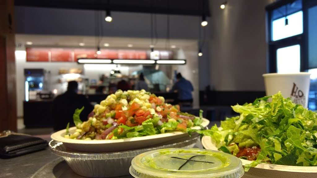 Chipotle Mexican Grill | 6321 Crawfordsville Rd, Speedway, IN 46224 | Phone: (317) 481-6651