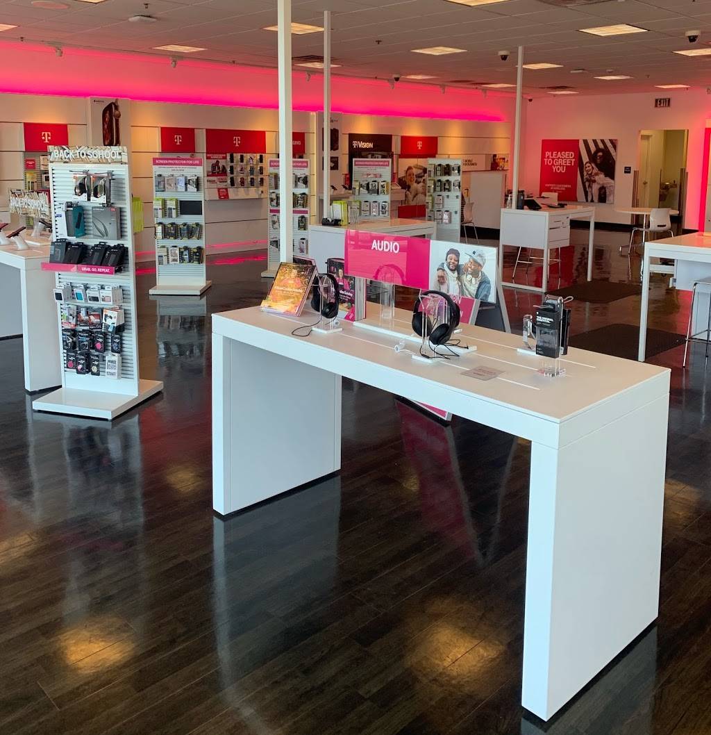 T-Mobile | 1997 W Malvern Ave, Fullerton, CA 92833, USA | Phone: (714) 446-0478