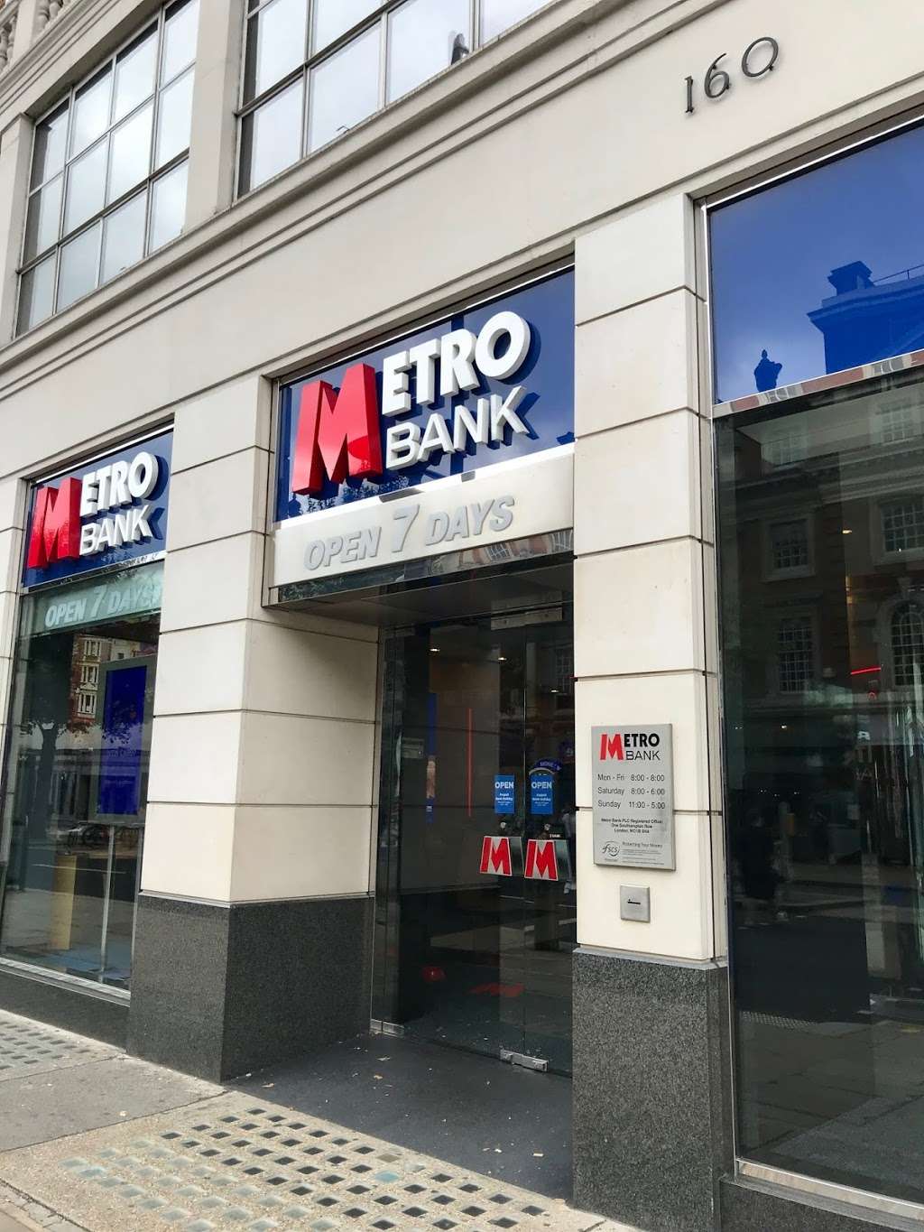 Metro Bank | 160-166 Kensington High St, Kensington, London W8 7RG, UK | Phone: 020 3402 7540