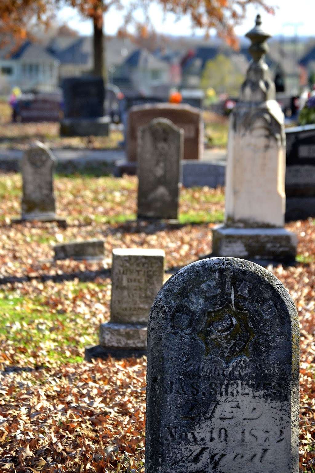 Pleasant Valley Cemetery | 9501 159th St, Overland Park, KS 66221, USA | Phone: (913) 685-4642