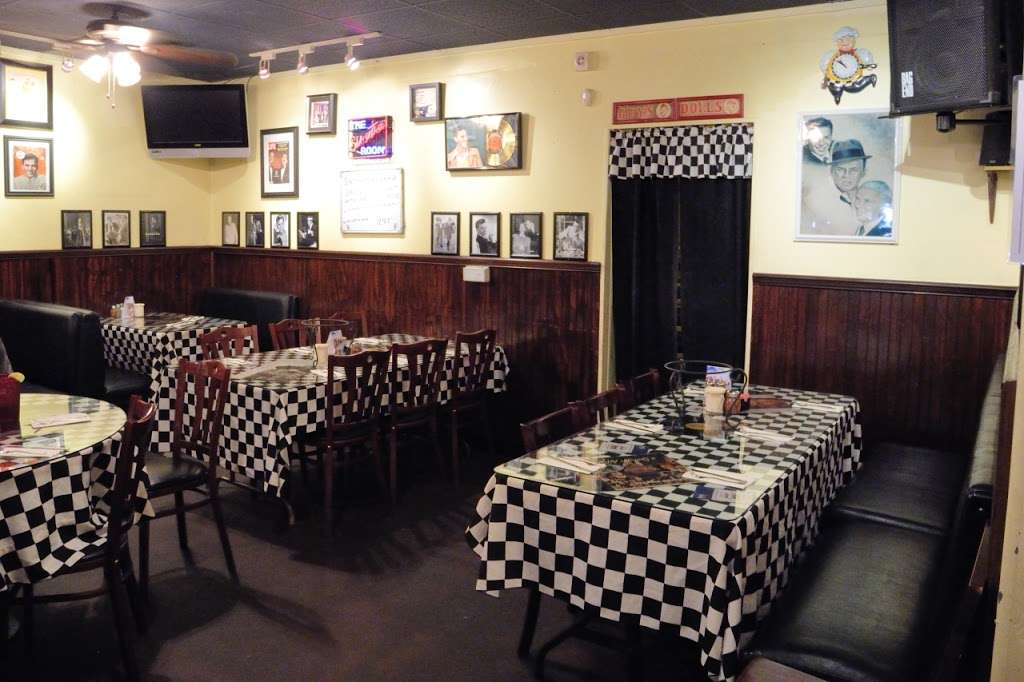 Casa De Pizza | 16161 San Fernando Mission Blvd, Granada Hills, CA 91344, USA | Phone: (818) 366-6311