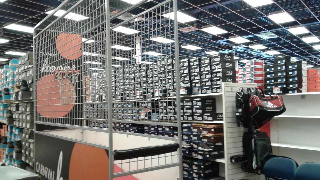 Shoe Carnival | 1938 Catawba Valley Blvd SE, Hickory, NC 28602, USA | Phone: (828) 267-1632