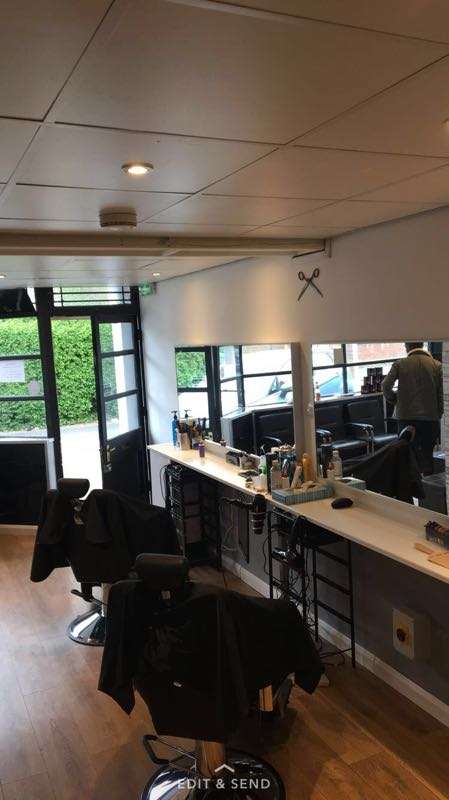 Unique Barber | 2 Station Rd S, Merstham, Redhill RH1 3EF, UK | Phone: 07447 157878