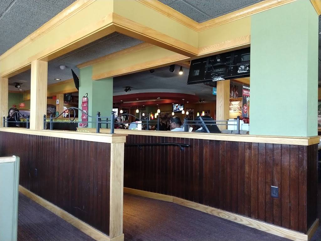 Applebees Grill + Bar | 14020 Cedar Rd, University Heights, OH 44118, USA | Phone: (216) 382-0941