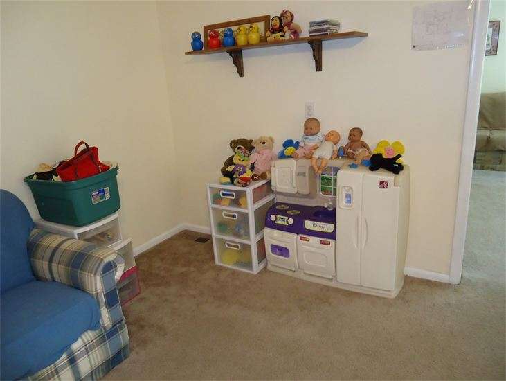 Home Away From Home Daycare | 5615 West US 40 Highway, Blue Springs, MO 64015, USA | Phone: (816) 988-7943