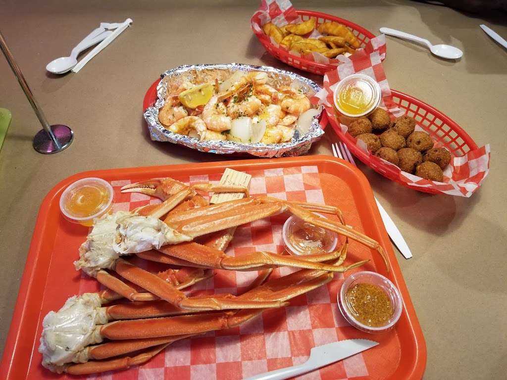 Fat Boys Crabhouse | 1651 Maryland 3, Crofton, MD 21114, USA | Phone: (443) 292-4709