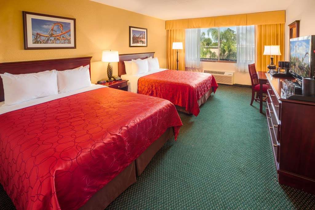 Knotts Berry Farm Hotel | 7675 Crescent Ave, Buena Park, CA 90620 | Phone: (714) 995-1111