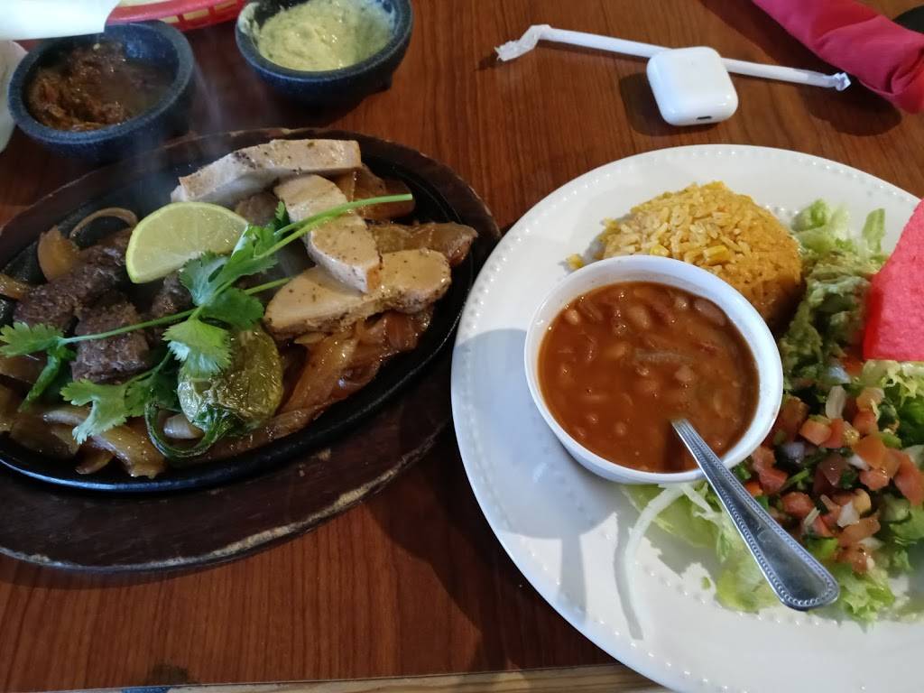 Los Cucos Mexican Cafe | 7315 Arroyo Crossing Pkwy, Las Vegas, NV 89113, USA | Phone: (702) 614-0062