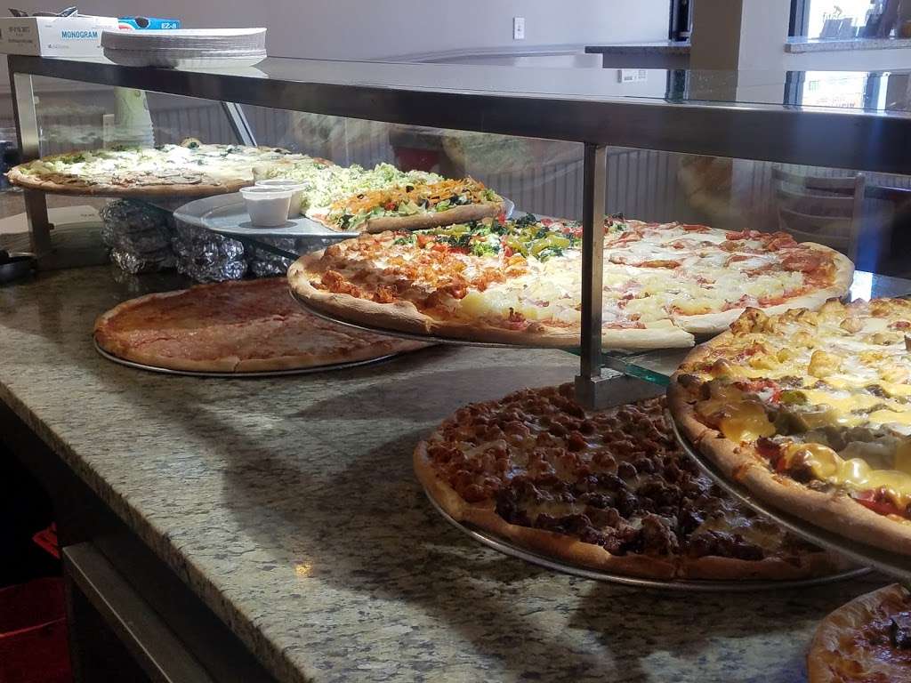 La Familia Pizza & Pasta Of Pound Ridge | 69 Westchester Ave, Pound Ridge, NY 10576, USA | Phone: (914) 764-4500