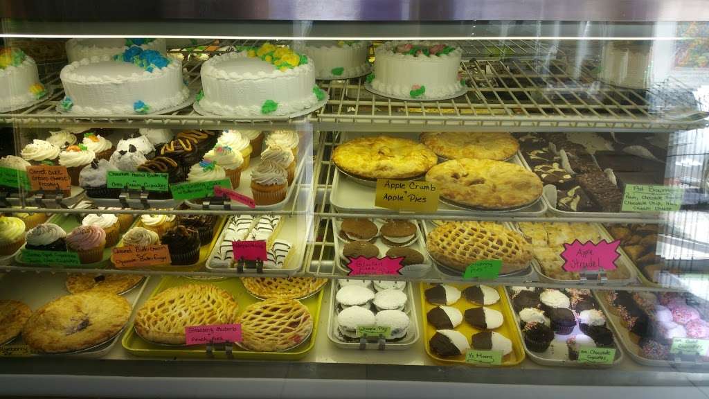 Klemms Bakery | 29 Indian Rock Rd, Windham, NH 03087, USA | Phone: (603) 437-8810