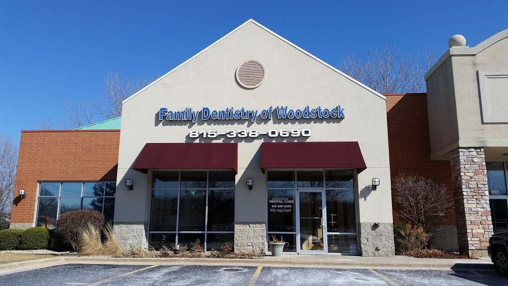 Family Dentistry Of Woodstock | 651 S Eastwood Dr Route 47, Woodstock, IL 60098, USA | Phone: (815) 338-0690