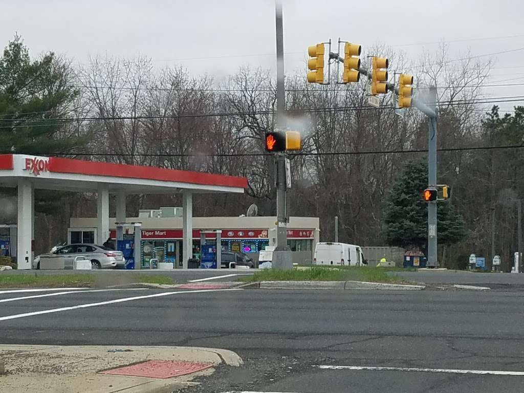 ATM (Old Bridge Exxon) | 1400 U.S. 9, Old Bridge, NJ 08857