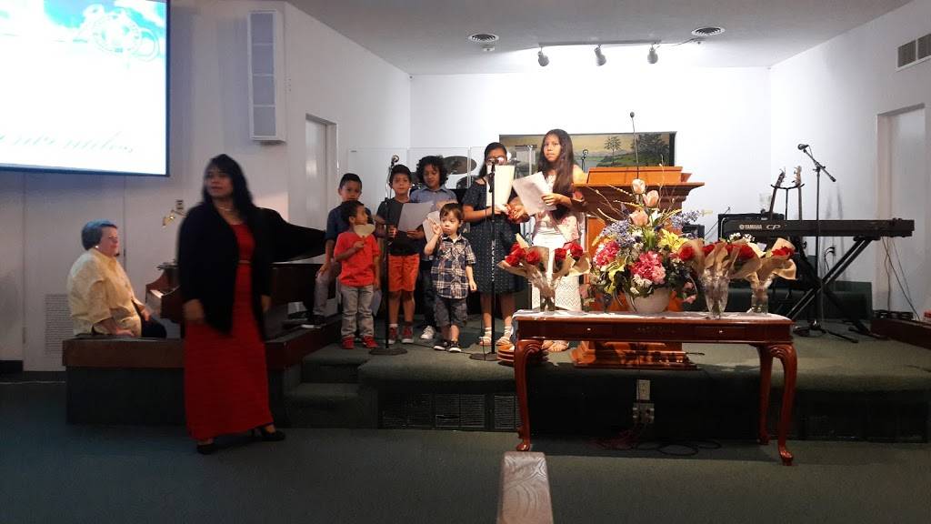 Iglesia Bautista Nueva Vida | 1548 E Shady Grove Rd, Irving, TX 75060, USA | Phone: (469) 398-9331