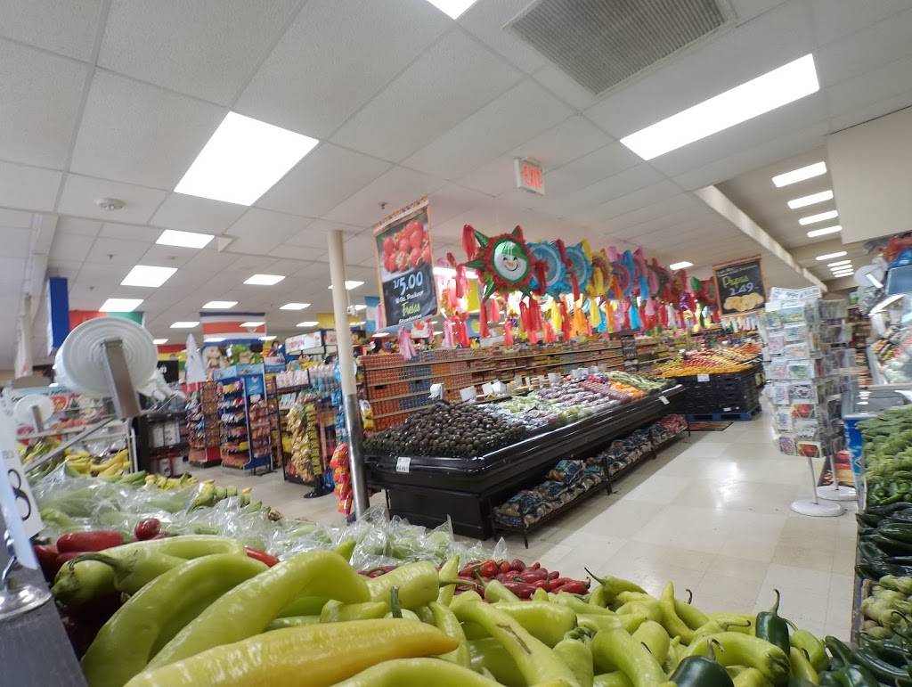 El Rey Family Market | 5200 W Oklahoma Ave, Milwaukee, WI 53219, USA | Phone: (414) 541-5200