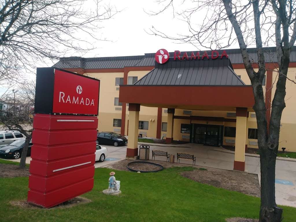 Ramada by Wyndham Bolingbrook | 520 S Bolingbrook Dr, Bolingbrook, IL 60440, USA | Phone: (630) 972-9797