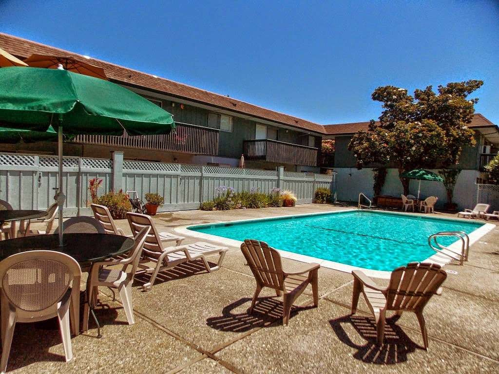 Fairway | Apartment Homes Marin | 1000 Ignacio Blvd, Novato, CA 94949 | Phone: (415) 883-7101