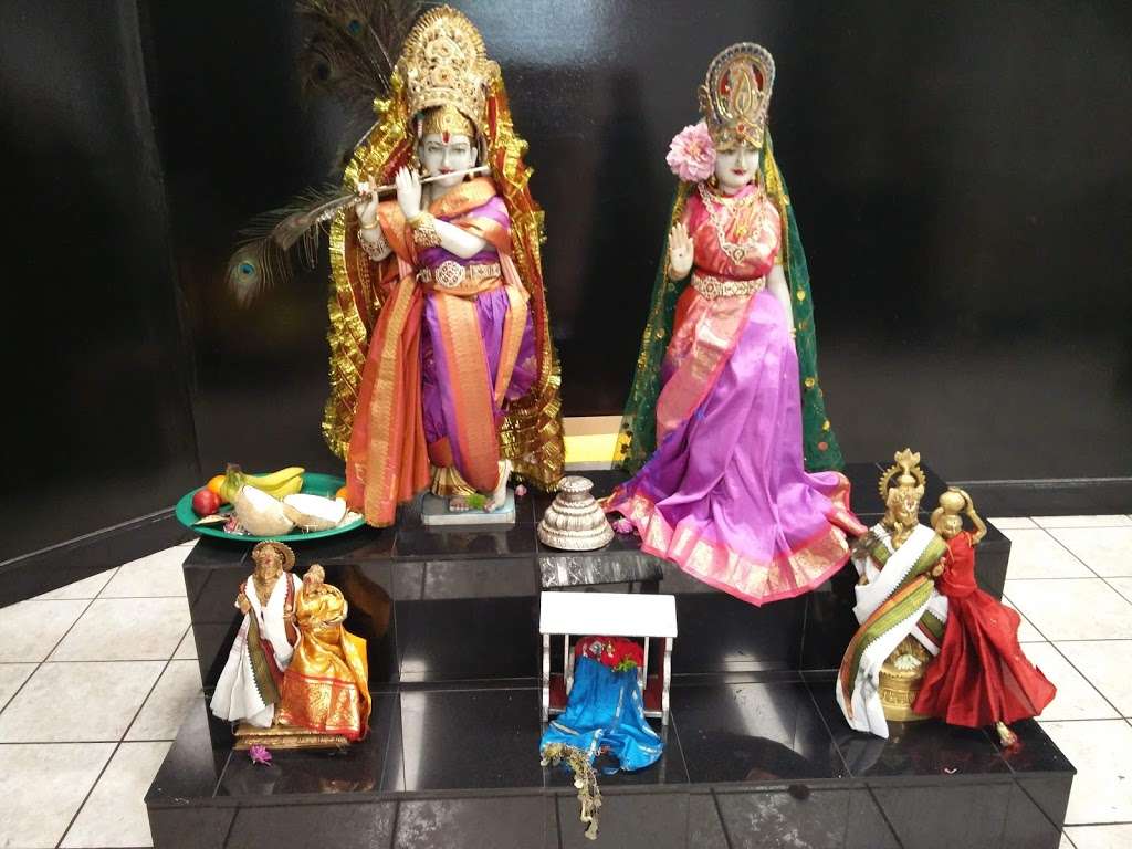 Hindu Temple of San Antonio | 18518 Bandera Rd, Helotes, TX 78023, USA | Phone: (210) 695-9400